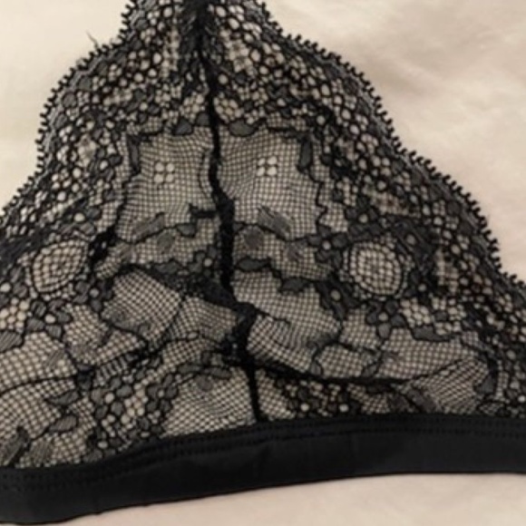 Aritzia - Wilfred Triangle Bralette - Picture 3 of 7